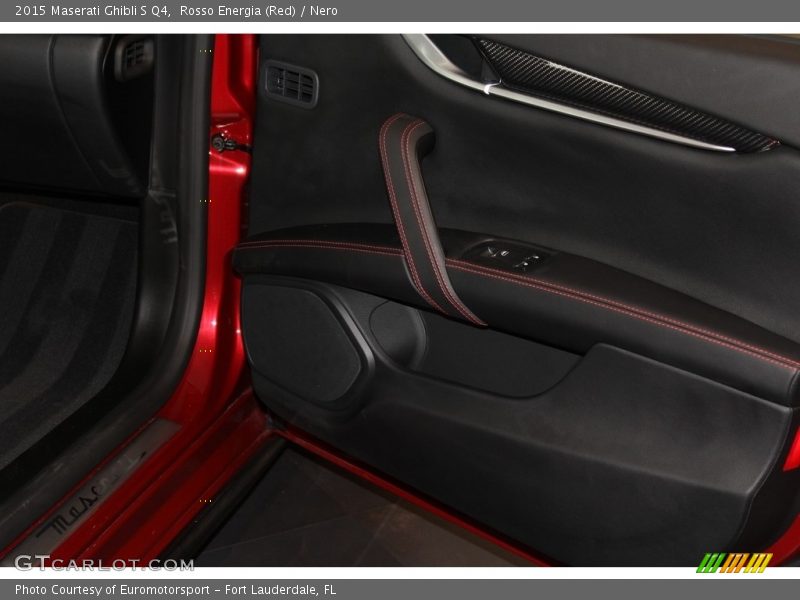 Rosso Energia (Red) / Nero 2015 Maserati Ghibli S Q4