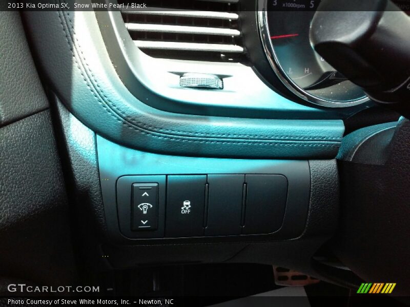 Snow White Pearl / Black 2013 Kia Optima SX