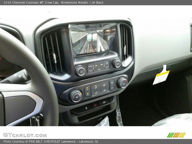 Brownstone Metallic / Jet Black 2016 Chevrolet Colorado WT Crew Cab