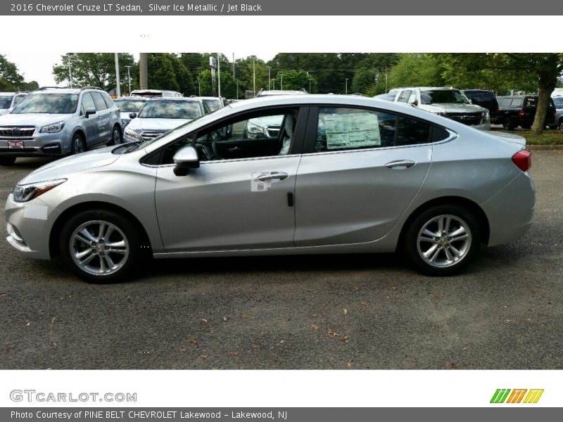 Silver Ice Metallic / Jet Black 2016 Chevrolet Cruze LT Sedan