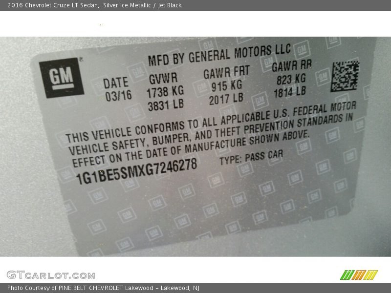 Silver Ice Metallic / Jet Black 2016 Chevrolet Cruze LT Sedan