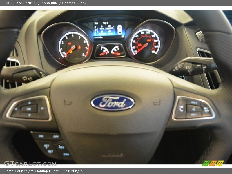 Kona Blue / Charcoal Black 2016 Ford Focus ST