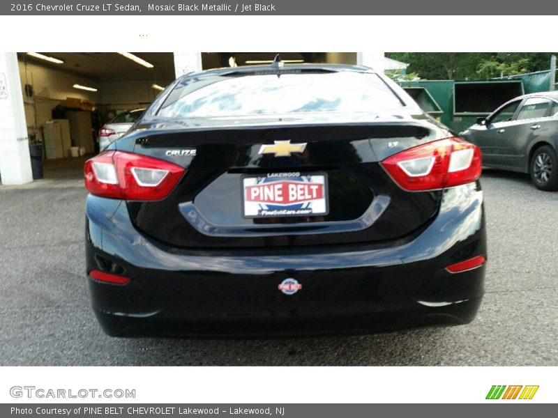Mosaic Black Metallic / Jet Black 2016 Chevrolet Cruze LT Sedan