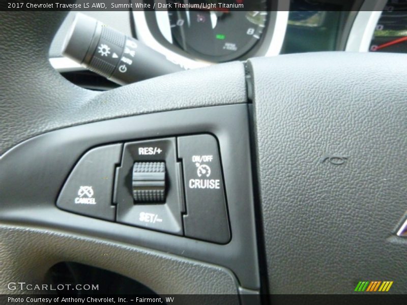 Summit White / Dark Titanium/Light Titanium 2017 Chevrolet Traverse LS AWD
