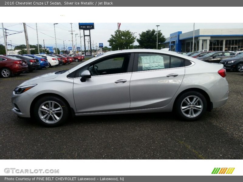 Silver Ice Metallic / Jet Black 2016 Chevrolet Cruze LT Sedan