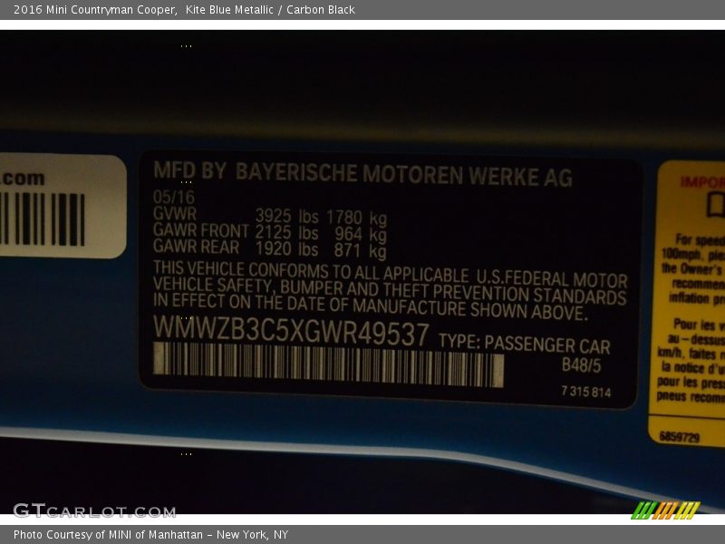 Kite Blue Metallic / Carbon Black 2016 Mini Countryman Cooper