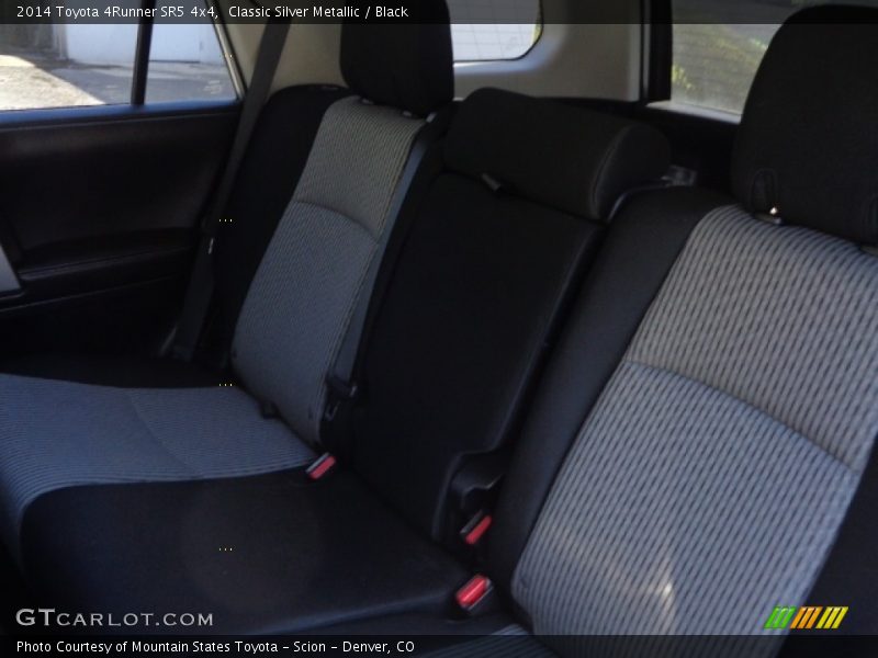 Classic Silver Metallic / Black 2014 Toyota 4Runner SR5 4x4