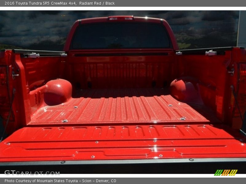 Radiant Red / Black 2016 Toyota Tundra SR5 CrewMax 4x4