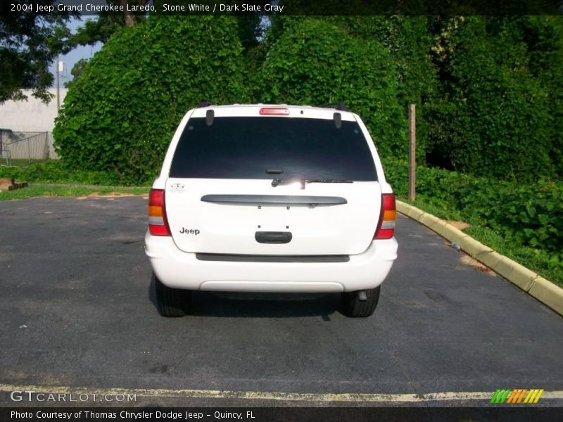 Stone White / Dark Slate Gray 2004 Jeep Grand Cherokee Laredo