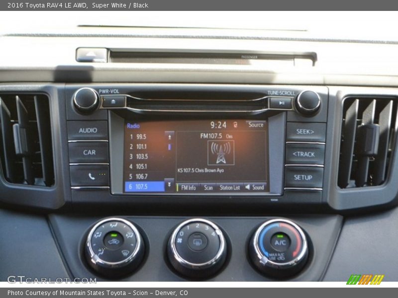 Super White / Black 2016 Toyota RAV4 LE AWD