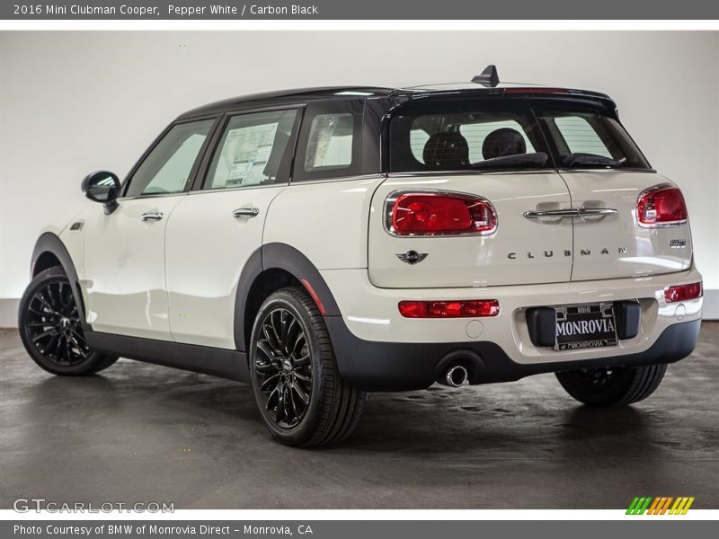 Pepper White / Carbon Black 2016 Mini Clubman Cooper