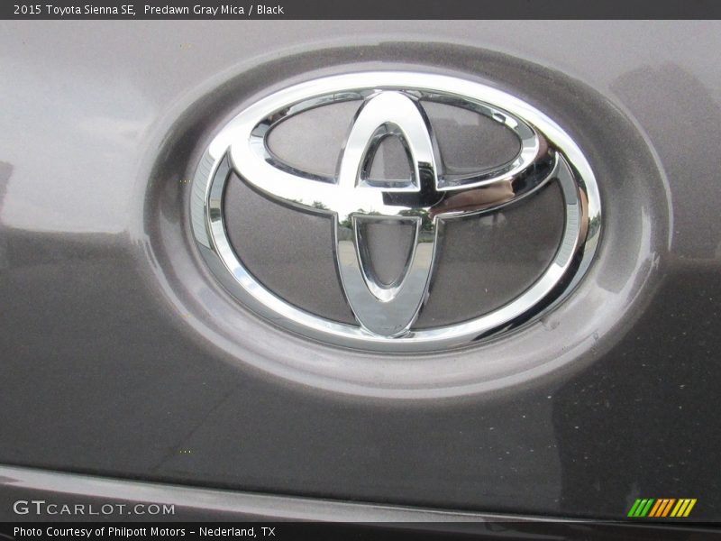 Predawn Gray Mica / Black 2015 Toyota Sienna SE