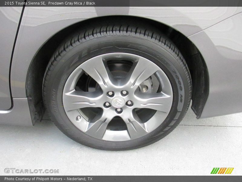 Predawn Gray Mica / Black 2015 Toyota Sienna SE