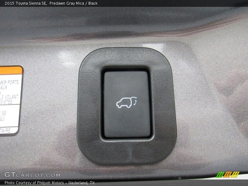 Predawn Gray Mica / Black 2015 Toyota Sienna SE
