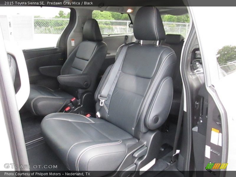 Predawn Gray Mica / Black 2015 Toyota Sienna SE