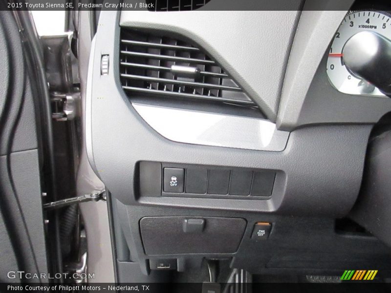 Predawn Gray Mica / Black 2015 Toyota Sienna SE
