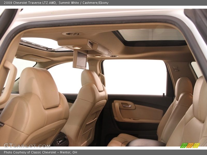 Summit White / Cashmere/Ebony 2009 Chevrolet Traverse LTZ AWD