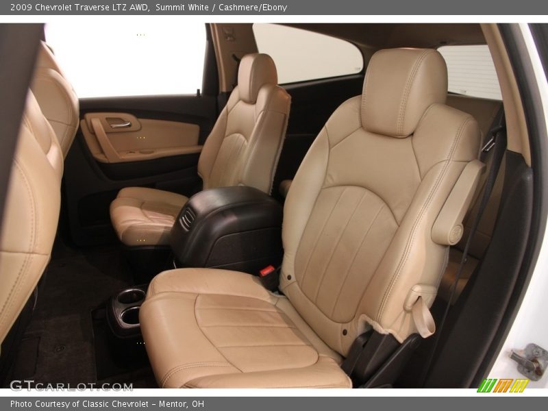 Summit White / Cashmere/Ebony 2009 Chevrolet Traverse LTZ AWD