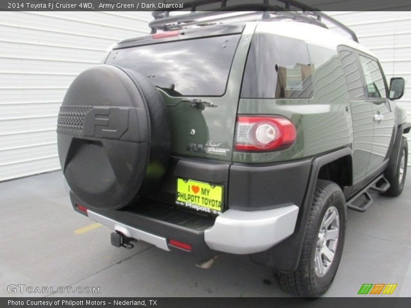 Army Green / Dark Charcoal 2014 Toyota FJ Cruiser 4WD