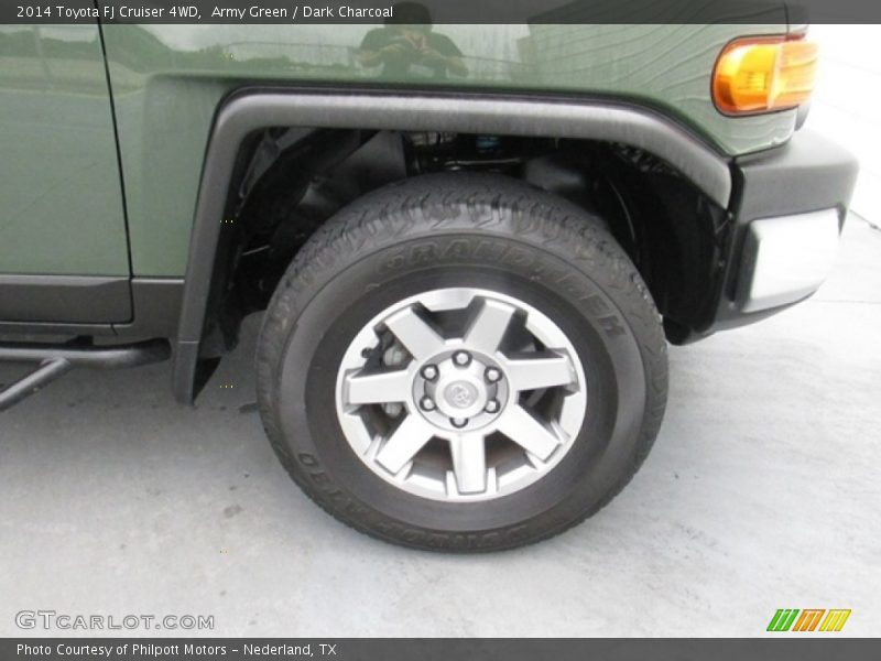 Army Green / Dark Charcoal 2014 Toyota FJ Cruiser 4WD