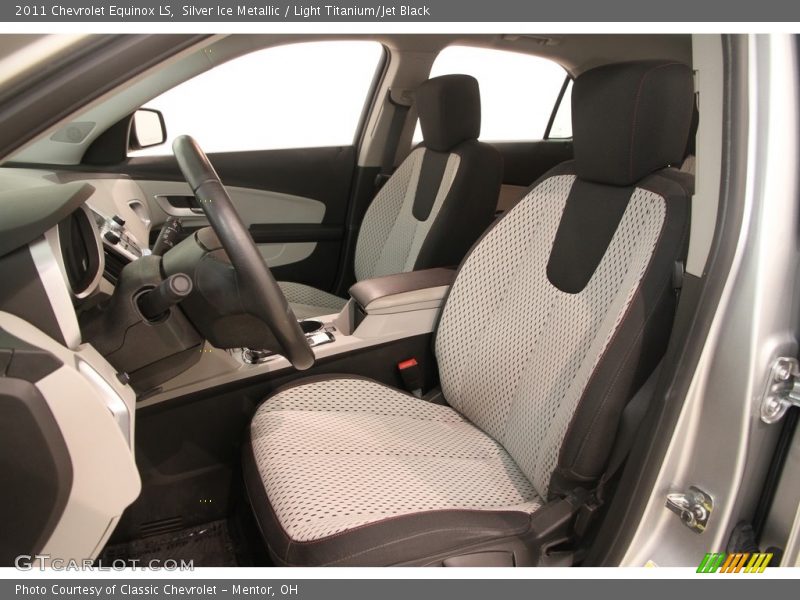 Silver Ice Metallic / Light Titanium/Jet Black 2011 Chevrolet Equinox LS