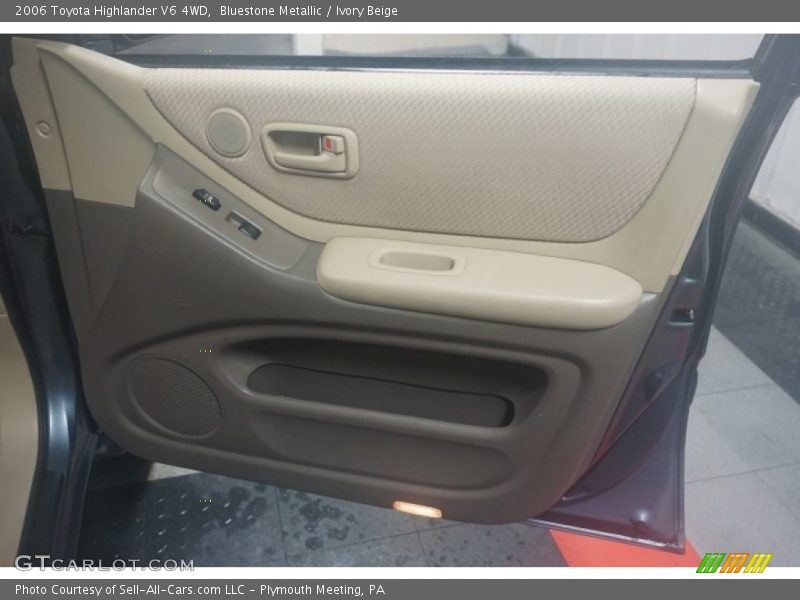 Bluestone Metallic / Ivory Beige 2006 Toyota Highlander V6 4WD
