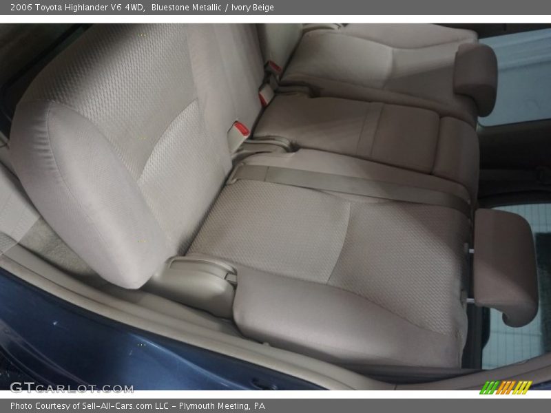 Bluestone Metallic / Ivory Beige 2006 Toyota Highlander V6 4WD