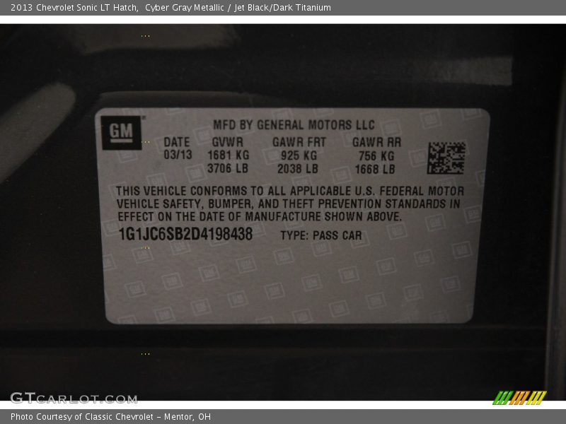 Cyber Gray Metallic / Jet Black/Dark Titanium 2013 Chevrolet Sonic LT Hatch