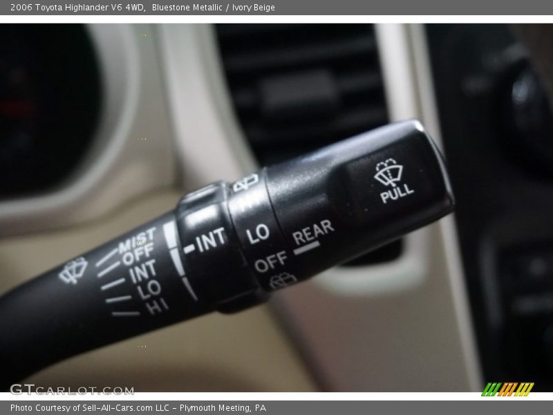Bluestone Metallic / Ivory Beige 2006 Toyota Highlander V6 4WD