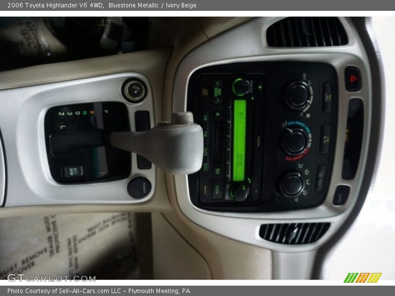 Bluestone Metallic / Ivory Beige 2006 Toyota Highlander V6 4WD