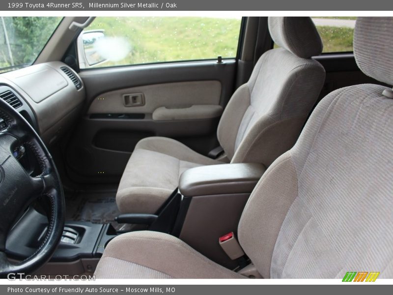 Millennium Silver Metallic / Oak 1999 Toyota 4Runner SR5