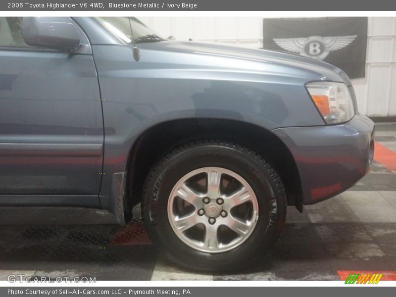 Bluestone Metallic / Ivory Beige 2006 Toyota Highlander V6 4WD