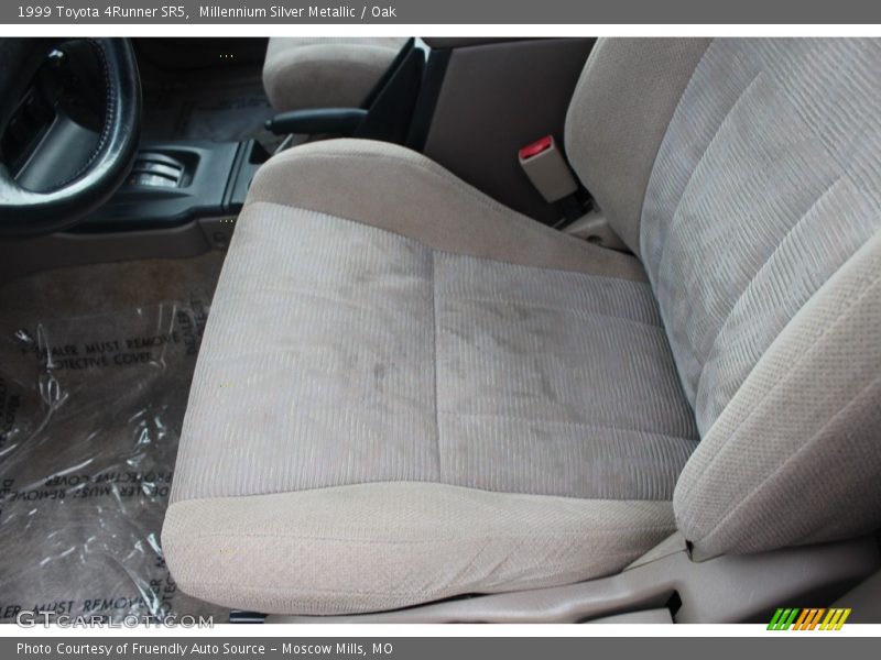 Millennium Silver Metallic / Oak 1999 Toyota 4Runner SR5