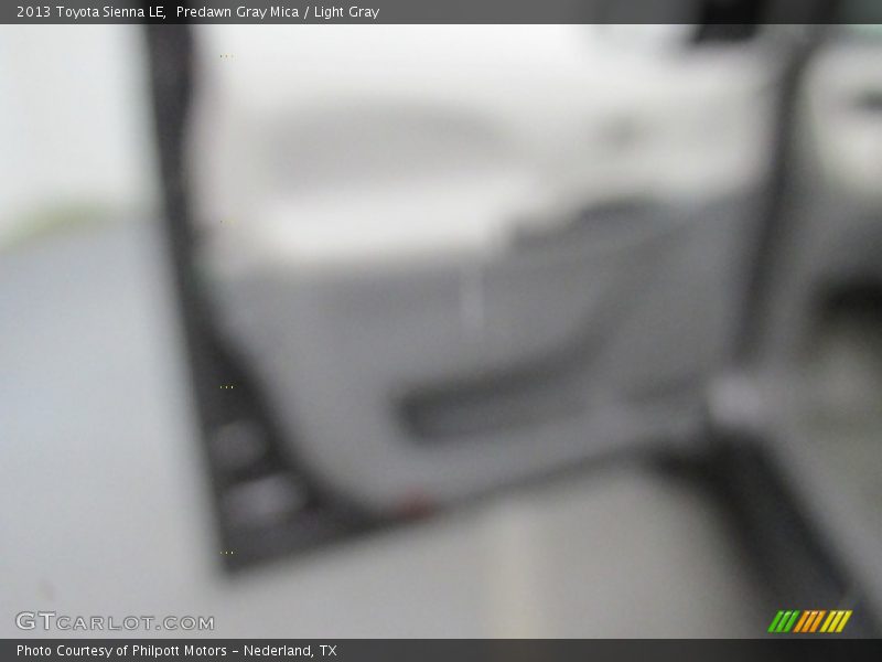 Predawn Gray Mica / Light Gray 2013 Toyota Sienna LE