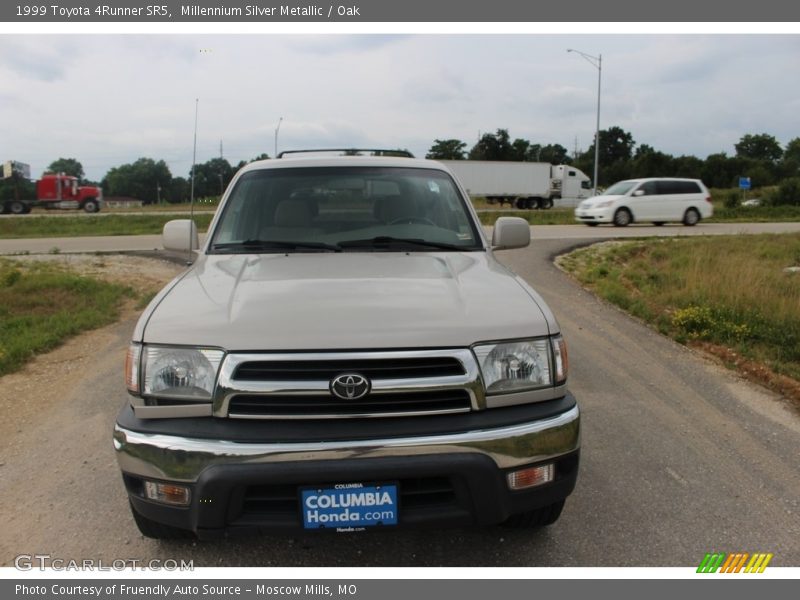 Millennium Silver Metallic / Oak 1999 Toyota 4Runner SR5