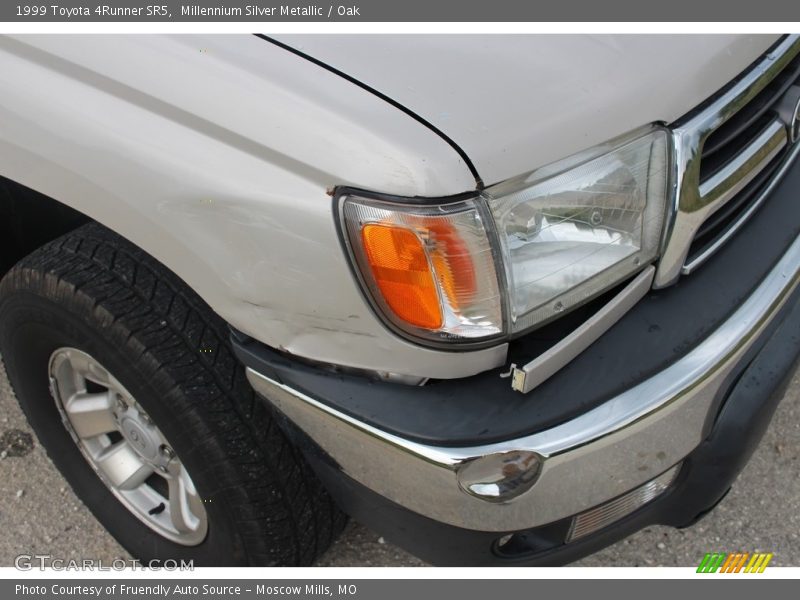 Millennium Silver Metallic / Oak 1999 Toyota 4Runner SR5