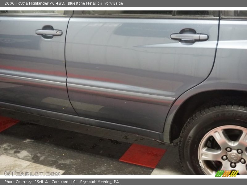 Bluestone Metallic / Ivory Beige 2006 Toyota Highlander V6 4WD
