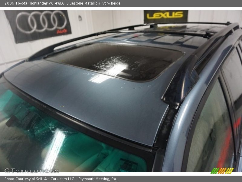 Bluestone Metallic / Ivory Beige 2006 Toyota Highlander V6 4WD