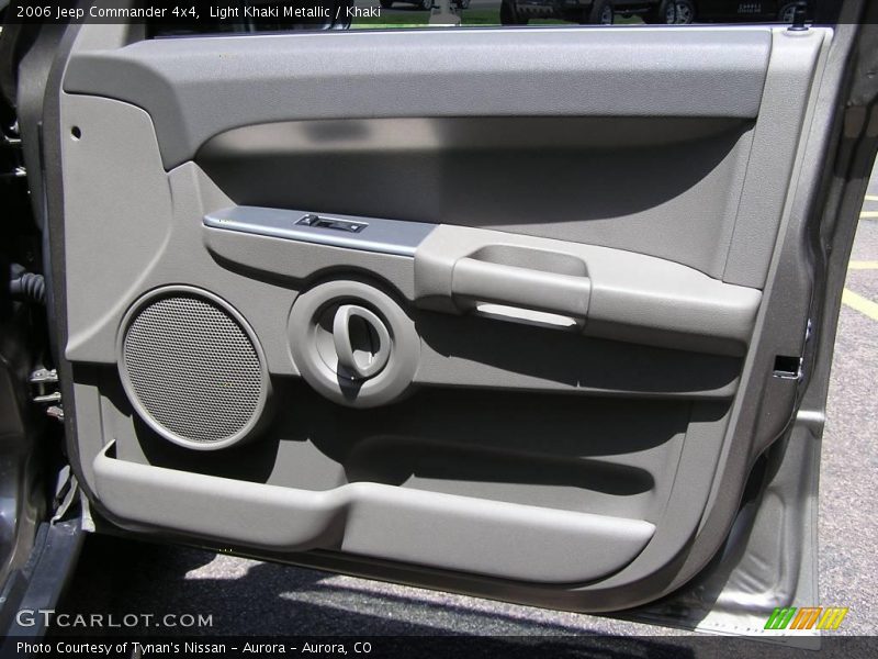 Light Khaki Metallic / Khaki 2006 Jeep Commander 4x4