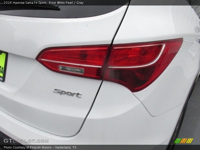 Frost White Pearl / Gray 2016 Hyundai Santa Fe Sport