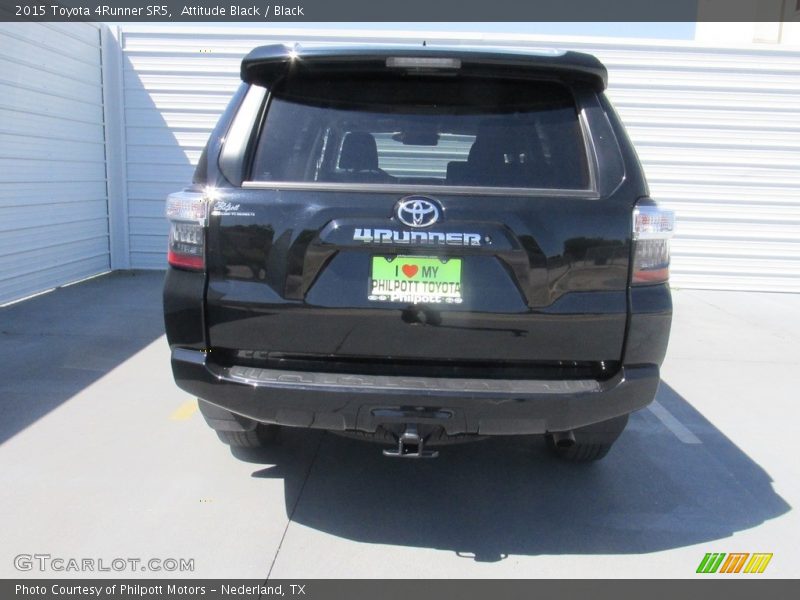 Attitude Black / Black 2015 Toyota 4Runner SR5
