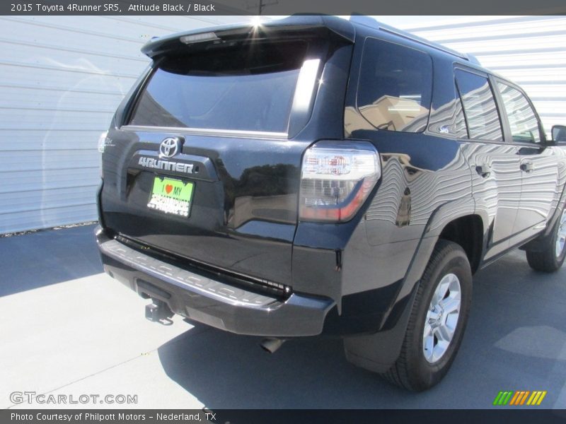 Attitude Black / Black 2015 Toyota 4Runner SR5