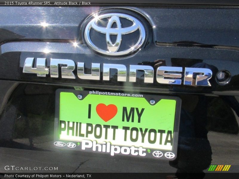 Attitude Black / Black 2015 Toyota 4Runner SR5