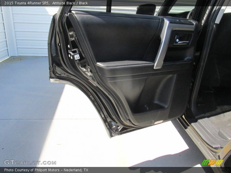 Attitude Black / Black 2015 Toyota 4Runner SR5