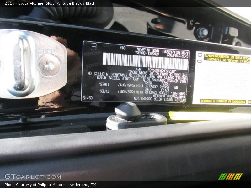 Attitude Black / Black 2015 Toyota 4Runner SR5