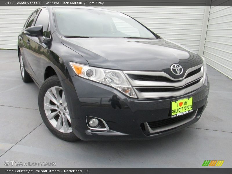 Attitude Black Metallic / Light Gray 2013 Toyota Venza LE