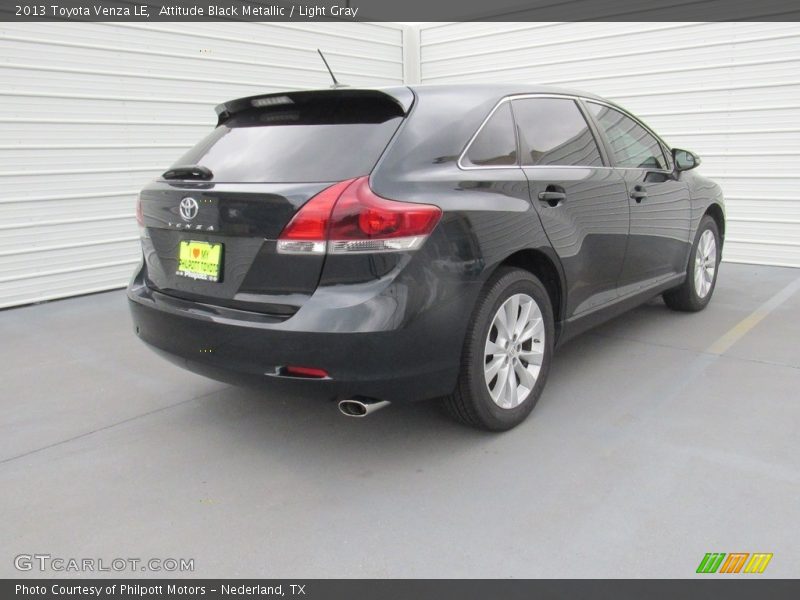 Attitude Black Metallic / Light Gray 2013 Toyota Venza LE