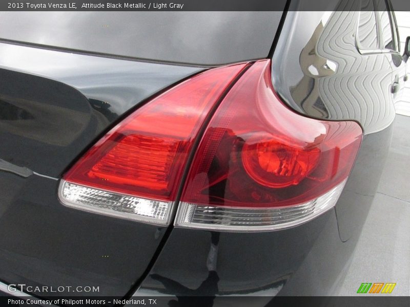 Attitude Black Metallic / Light Gray 2013 Toyota Venza LE