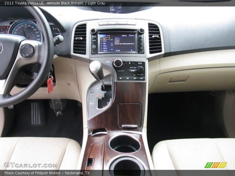 Attitude Black Metallic / Light Gray 2013 Toyota Venza LE