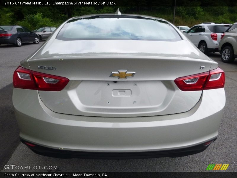 Champagne Silver Metallic / Jet Black 2016 Chevrolet Malibu LT